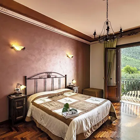 Alba Marina B&B Oda ve Kahvaltı