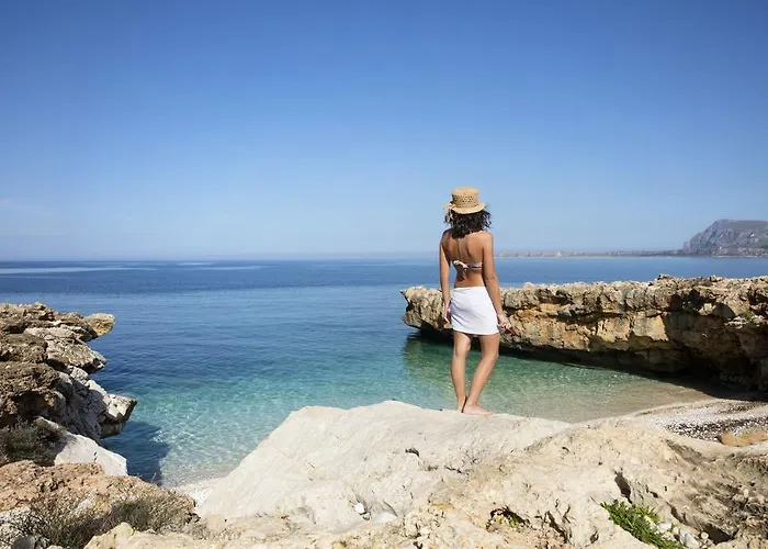 Bed & Breakfast Alba Marina Castelluzzo